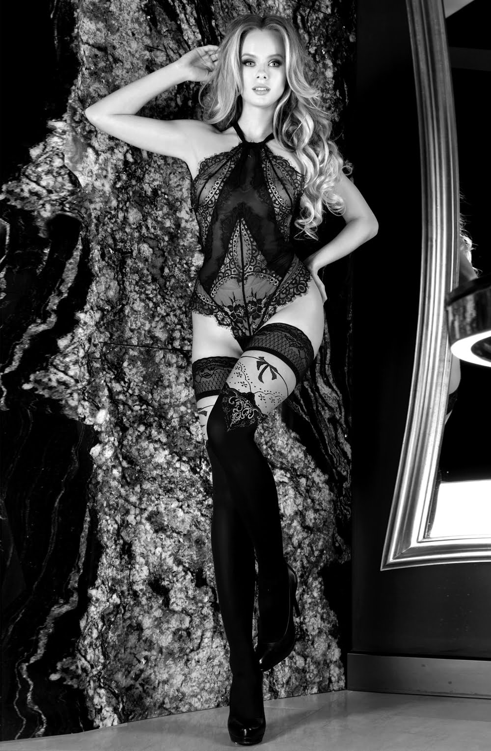 Cora Rose Hold Ups