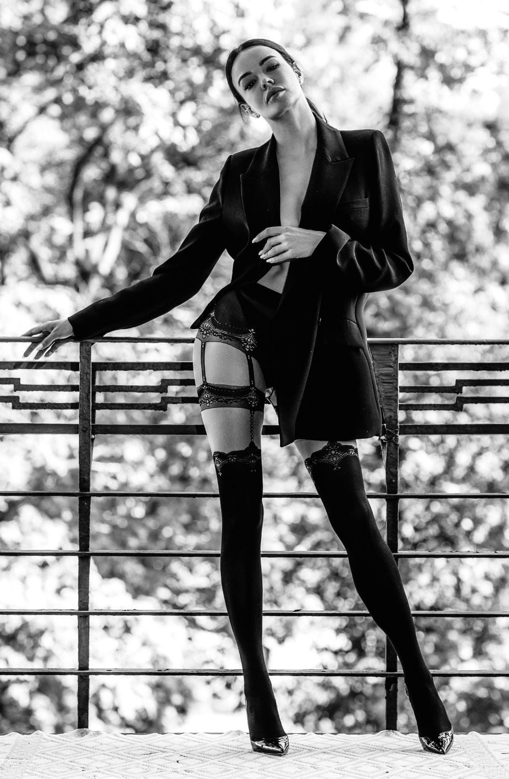 Lola Brooke Crotchless Tights
