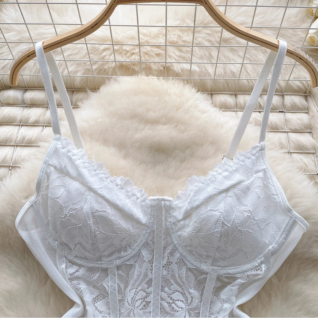 Contour Bloom Lace Bodysuit