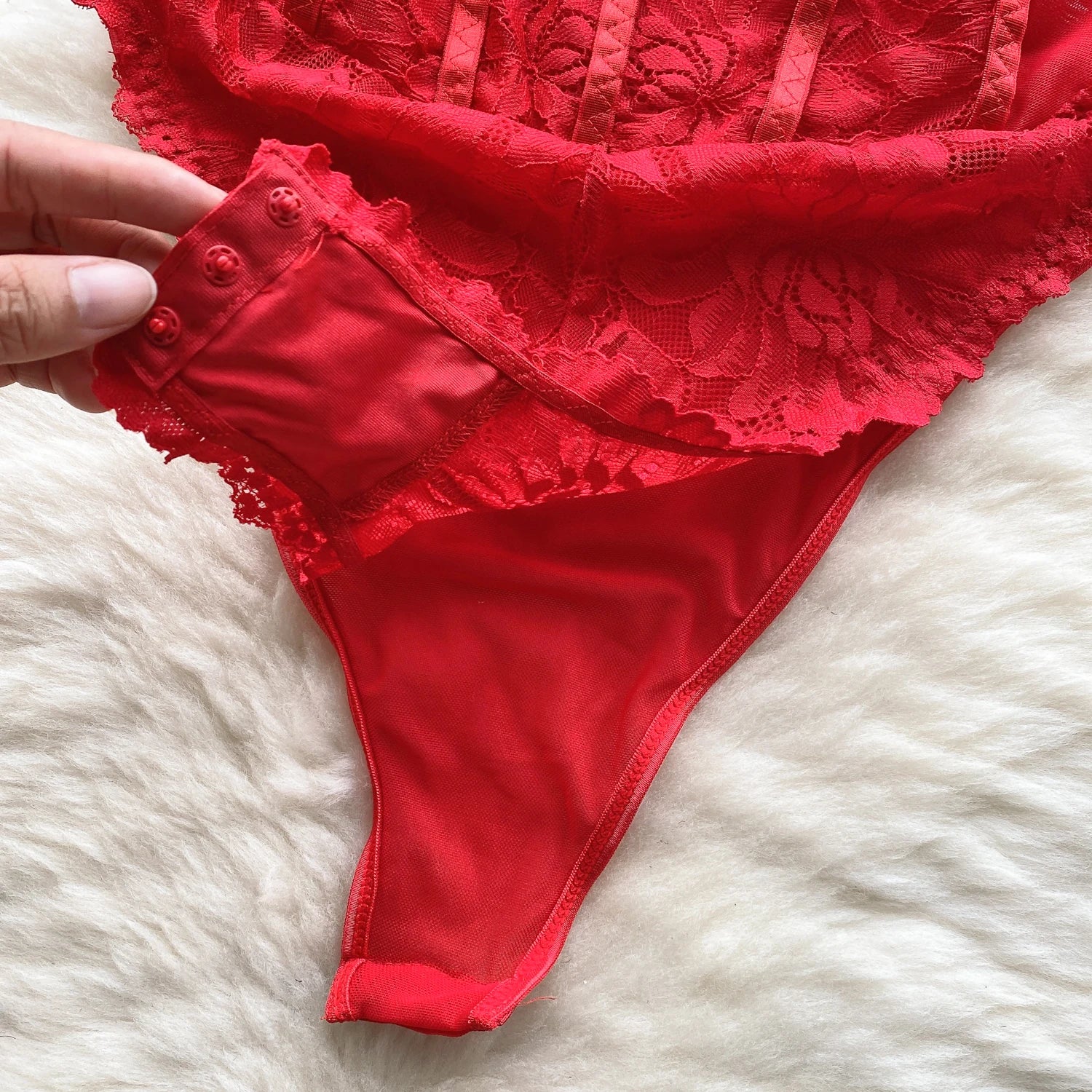 Contour Bloom Lace Bodysuit