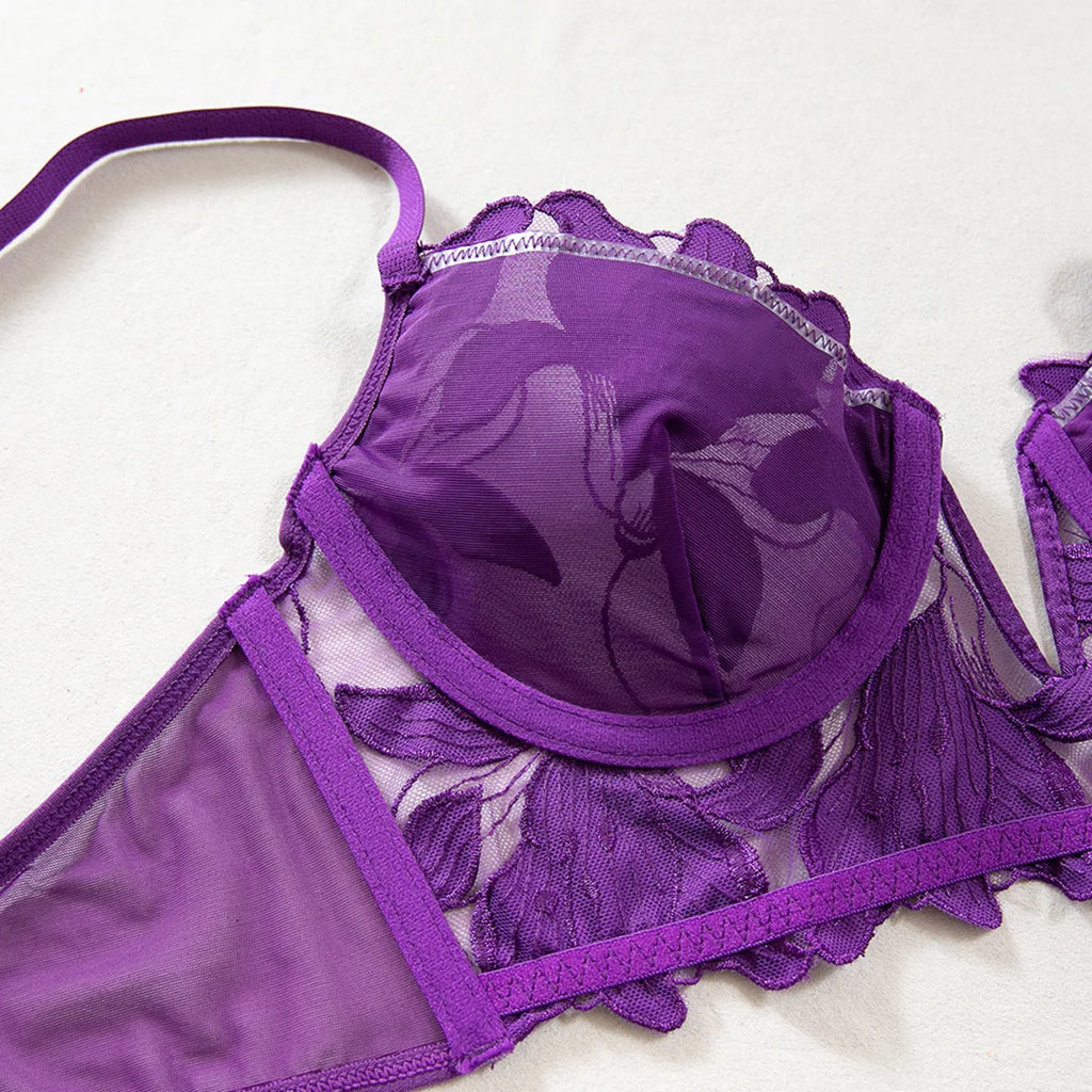 Heartstring Lingerie Set