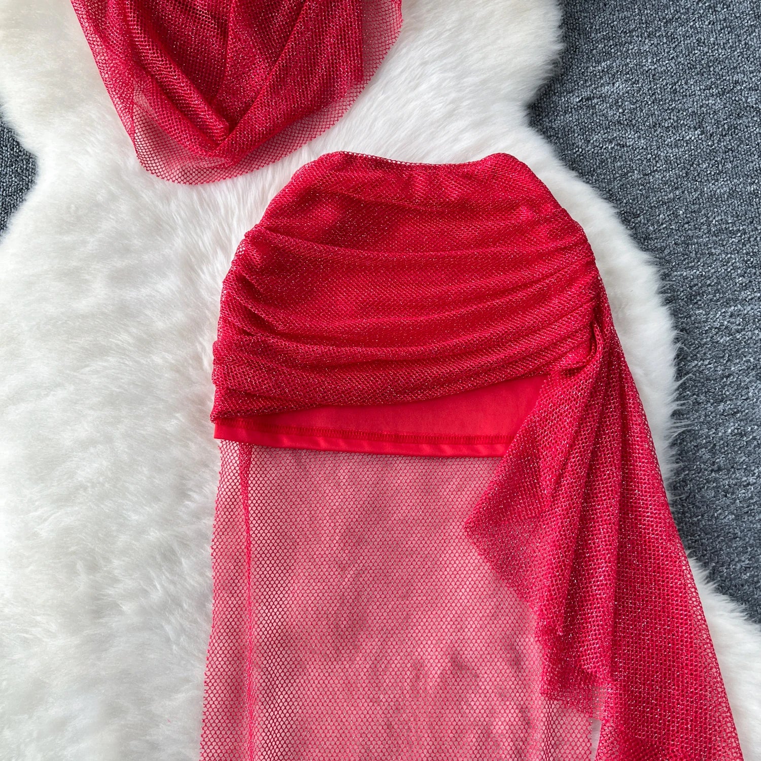 Crimson Drift Veil Set