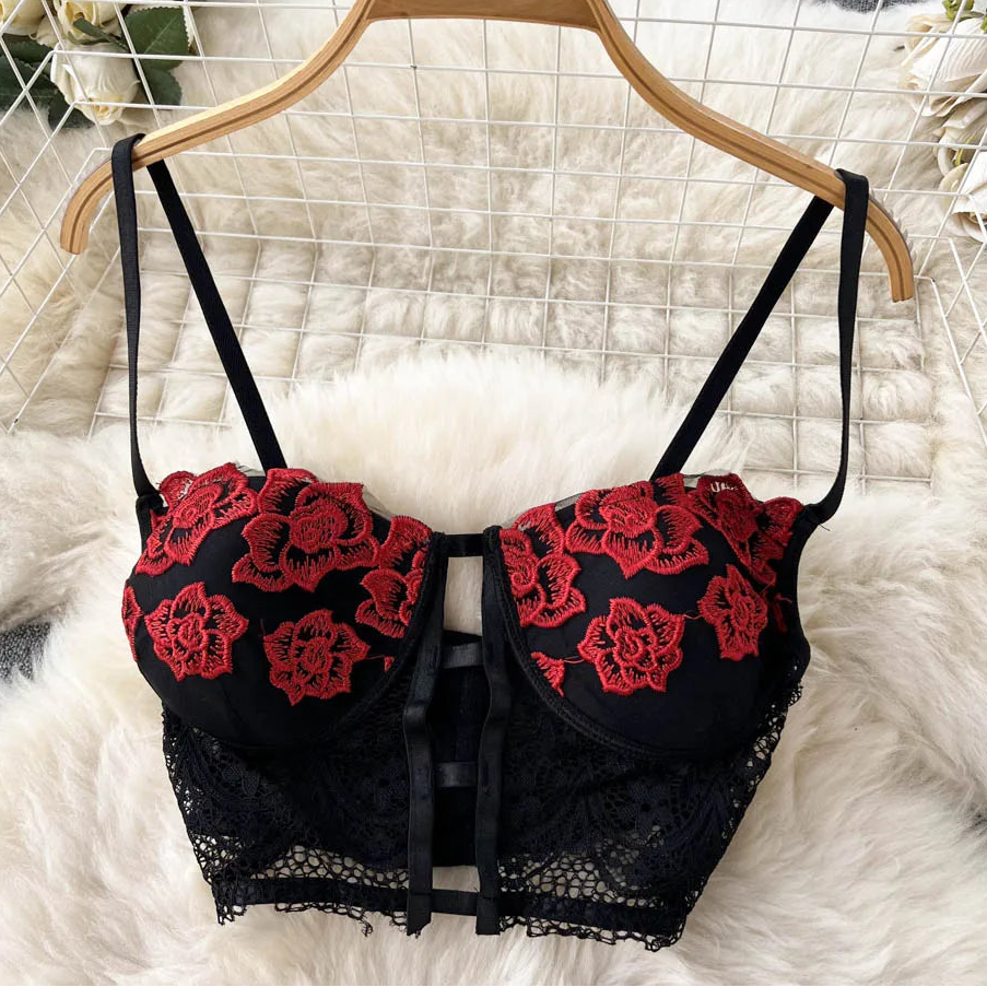 Roses After Midnight Lace Set
