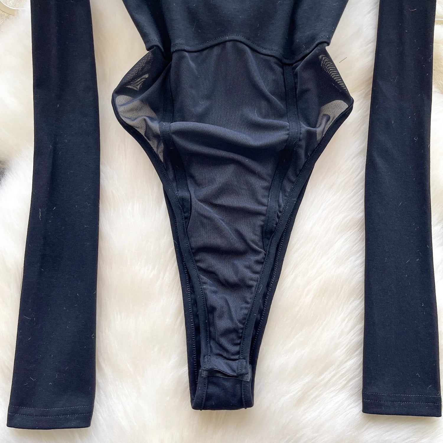 Contourline Long Sleeve Bodysuit