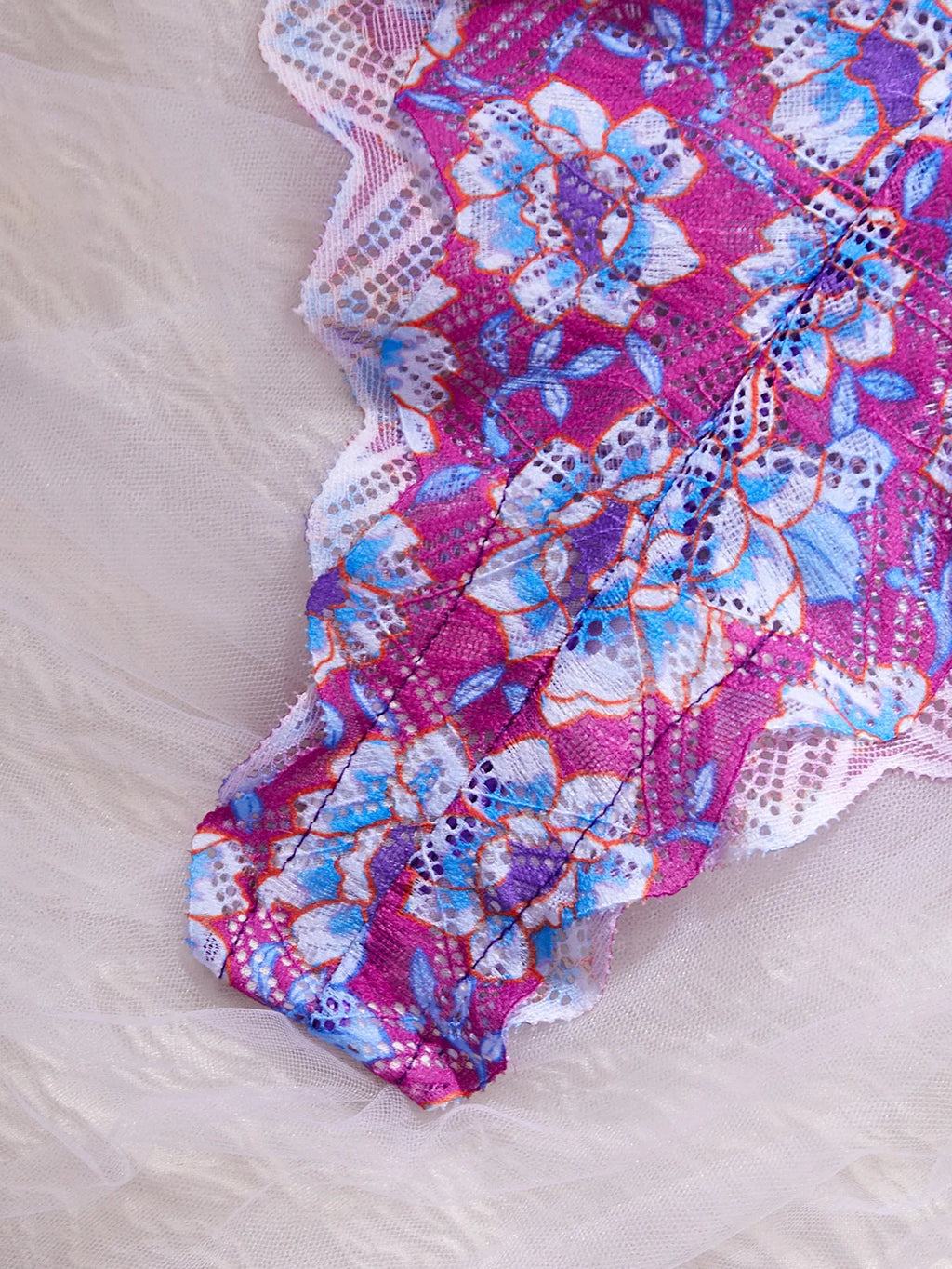 Electric Petal Lace Set