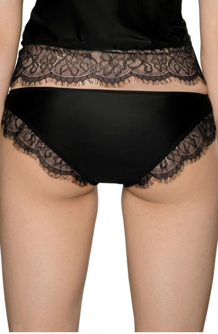 Lena Rae Briefs