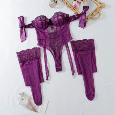 Lace Enchantment Garter Set